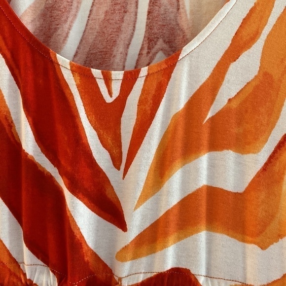 TOMMY Bahama swimsuit coverup. Gorgeous shades of orange and white print XS/TP
C - Picture 5 of 11